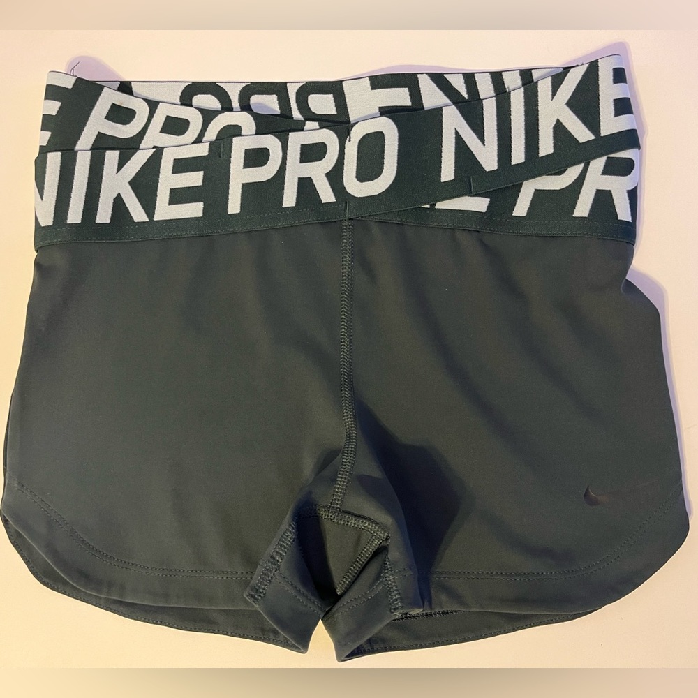 Nike Pro crossover shorts size S
